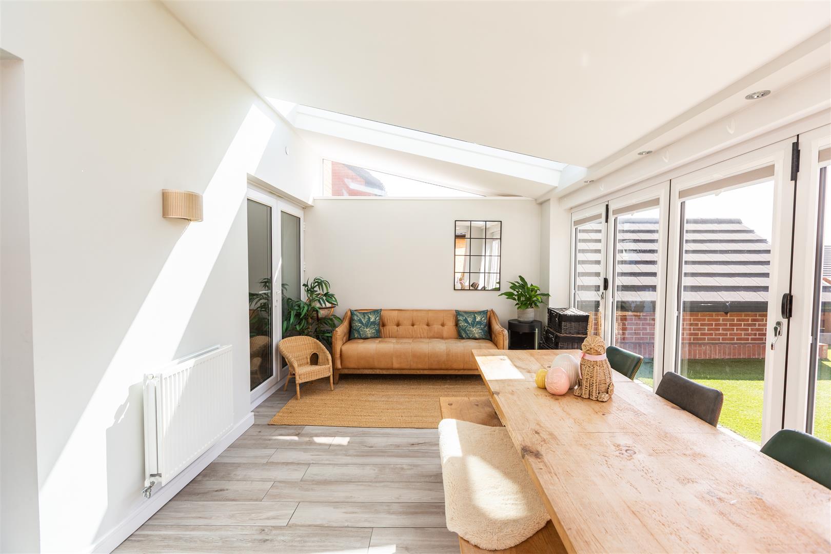 Awel Y Mor, Sketty, Swansea, SA2 9FL